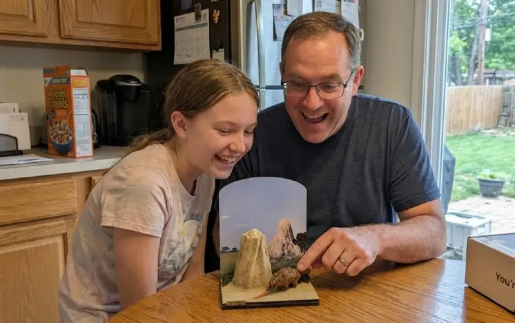 Parents sharing feedback on craft kits